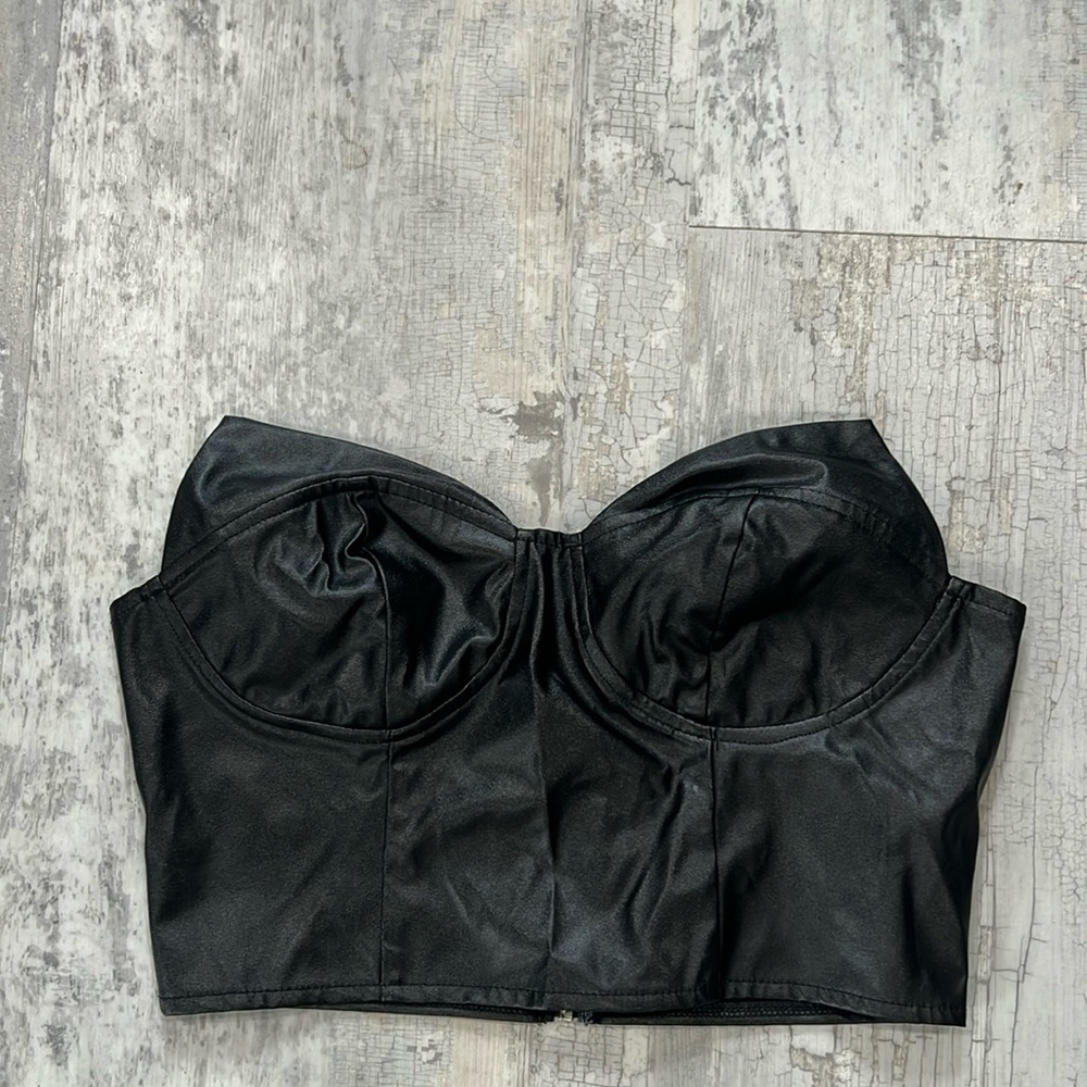 SHEIN Strapless Crop